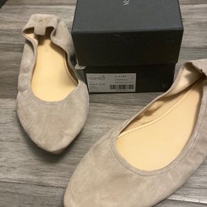 Yosi Samra Vienna 2 foldable ballet type flats in simply taupe kid suede size 11